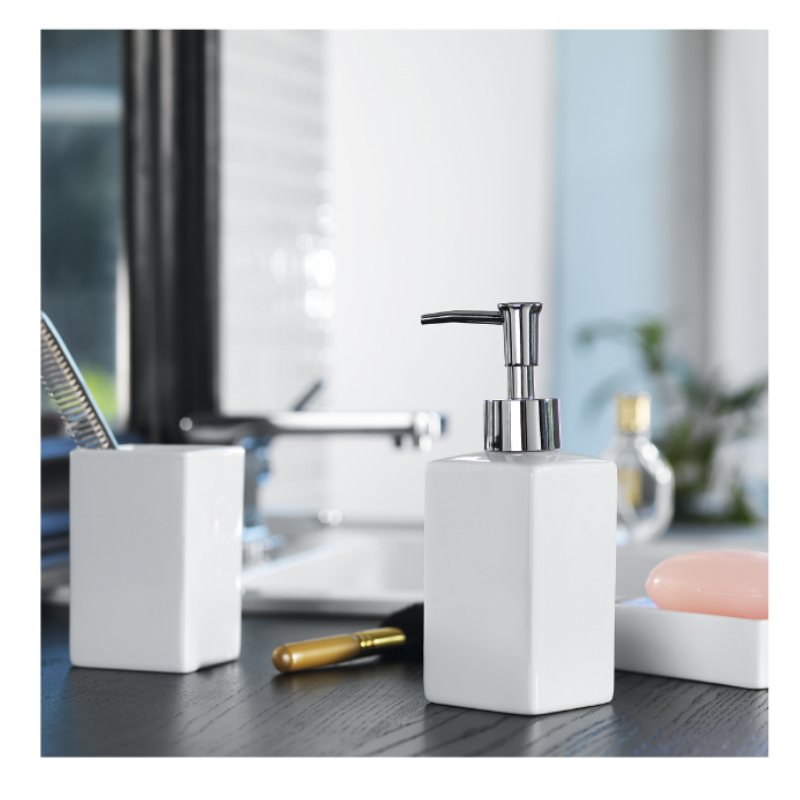 Дозатор для жидкого мыла Spirella Quadro, белый фото 2